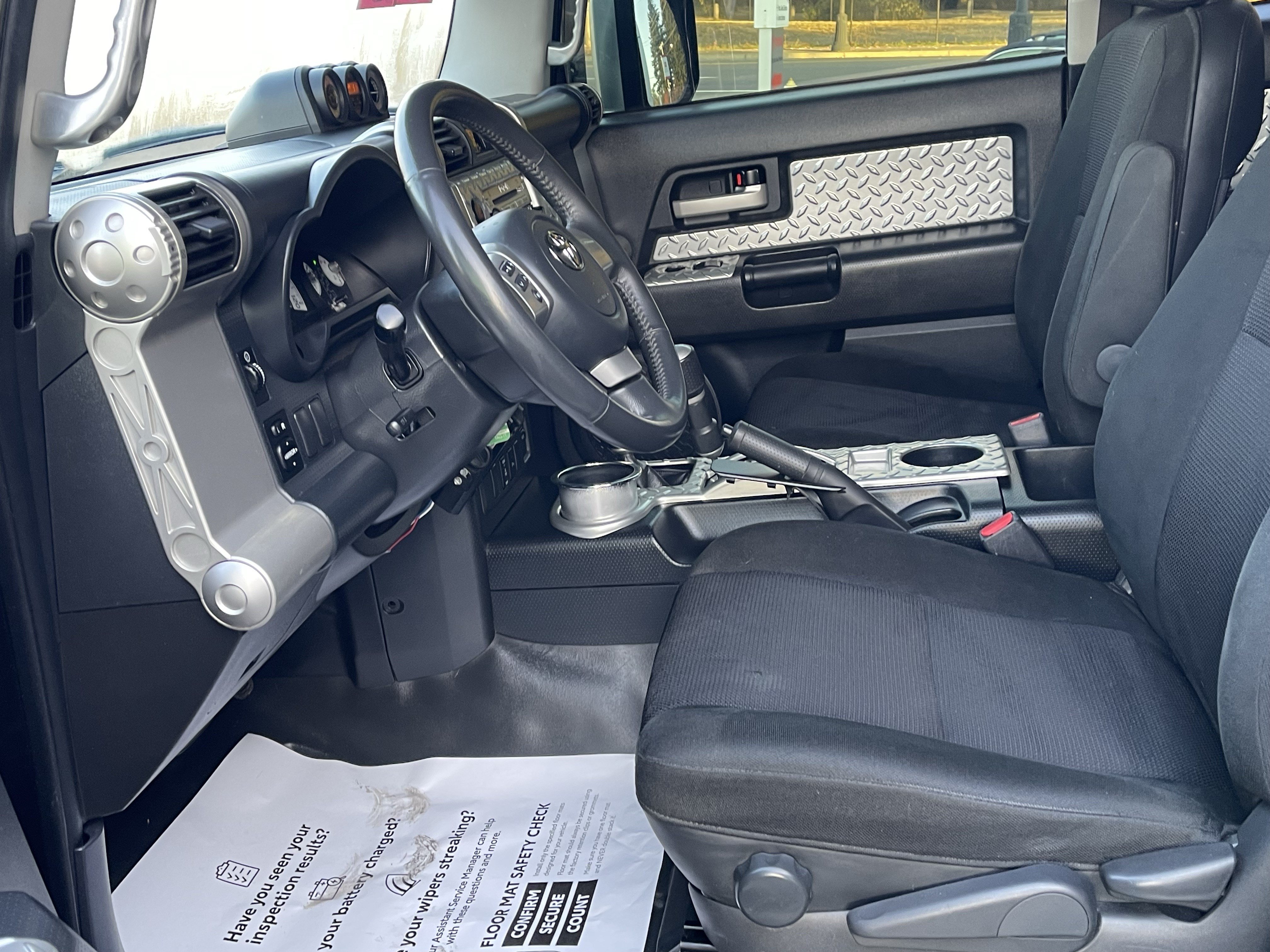 Used 2007 Toyota FJ Cruiser 4WD image 13