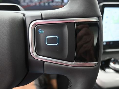 New 2026 Ford Expedition Active RWD image 7