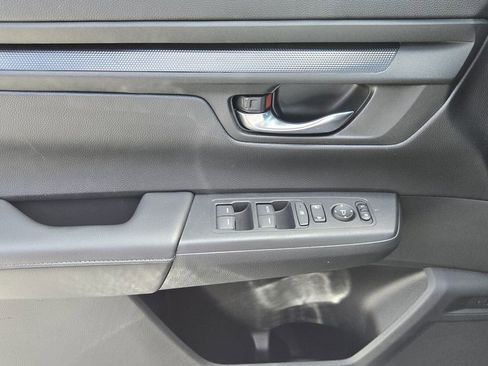 Certified 2025 Honda CR-V LX image 26