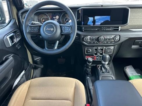 New 2026 Jeep Gladiator Sport image 18