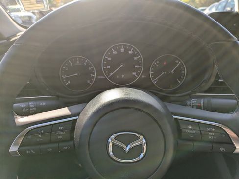Used 2025 MAZDA MAZDA3 s image 29