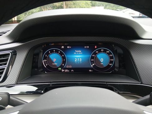 New 2026 Volkswagen Atlas Cross Sport SEL Premium R-Line image 15