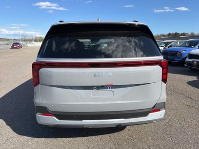 New 2026 Kia Carnival EX