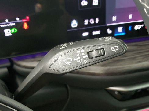 New 2025 Audi Q5 Prestige image 38