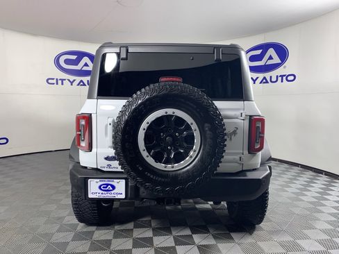 Used 2023 Ford Bronco Outer Banks w/ Sasquatch Package image 4