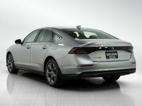 Used 2024 Honda Accord EX image 3