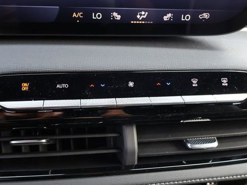 New 2026 Buick Enclave Preferred w/ Power Package AWD/4WD image 30
