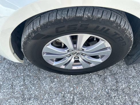 Used 2014 Honda Odyssey EX-L image 9