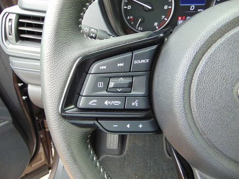 Certified 2025 Subaru Forester Premium AWD/4WD image 18