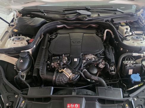 Used 2012 Mercedes-Benz E 350 4MATIC Sedan image 32
