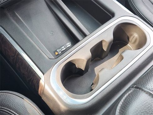 Used 2022 GMC Sierra 2500 Denali w/ Denali Ultimate Package image 21