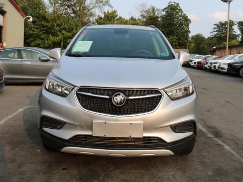 Used 2019 Buick Encore Preferred w/ Safety Package FWD image 5