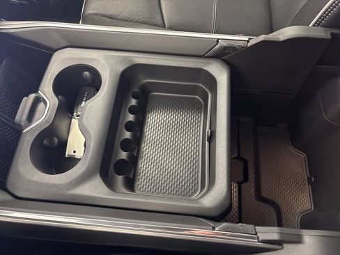 New 2026 RAM 3500 Laramie AWD/4WD image 42
