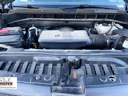 Used 2025 Chevrolet Silverado 1500 LT image 10