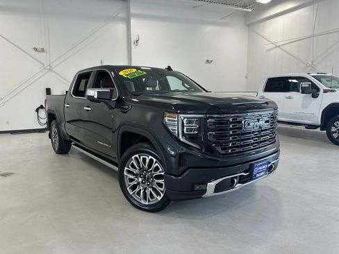 Used 2025 GMC Sierra 1500 Denali Ultimate AWD/4WD image 4