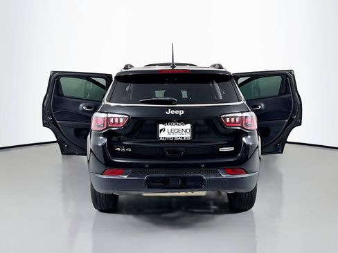 Used 2018 Jeep Compass Latitude w/ Popular Equipment Group AWD/4WD image 20
