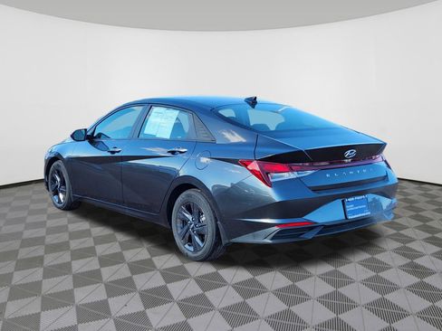Certified 2023 Hyundai Elantra SEL image 4