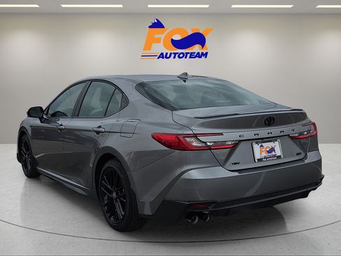 New 2026 Toyota Camry SE FWD image 3