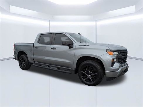 Used 2024 Chevrolet Silverado 1500 Custom w/ Turbomax Blackout Package image 1