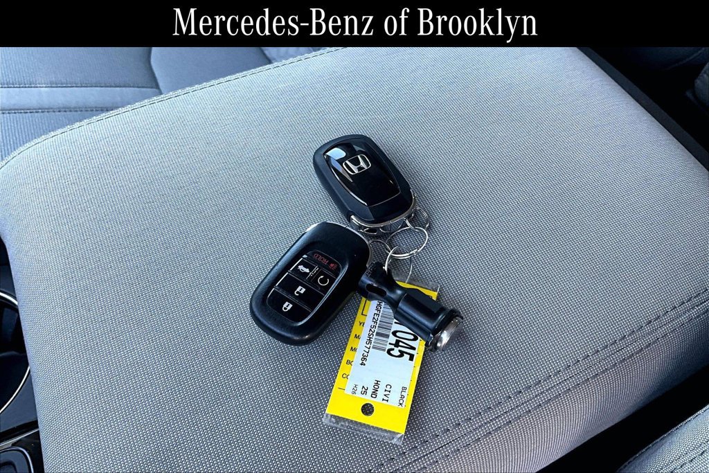 Used 2023 Honda Pilot LX image 13