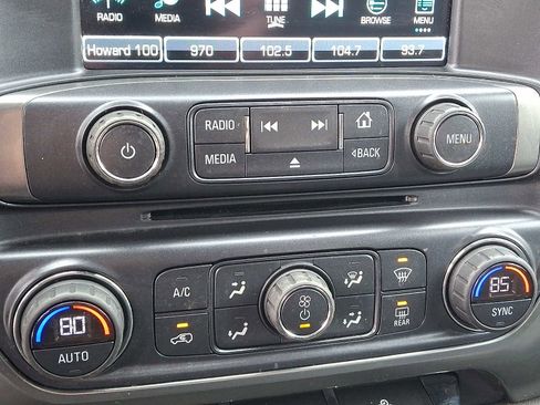 Used 2018 Chevrolet Silverado 1500 LT w/ Redline Edition image 15