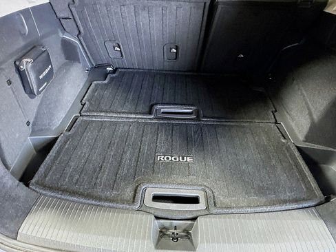 Certified 2024 Nissan Rogue SL AWD/4WD image 25