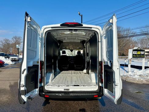 Used 2023 Ford Transit 250 Medium Roof image 29