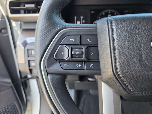 Certified 2025 Toyota 4Runner SR5 image 30