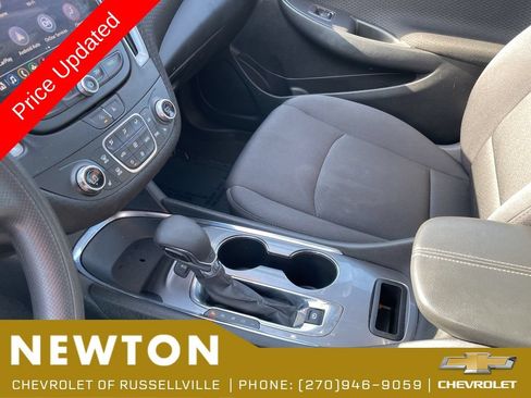 Used 2024 Chevrolet Malibu LT FWD image 20