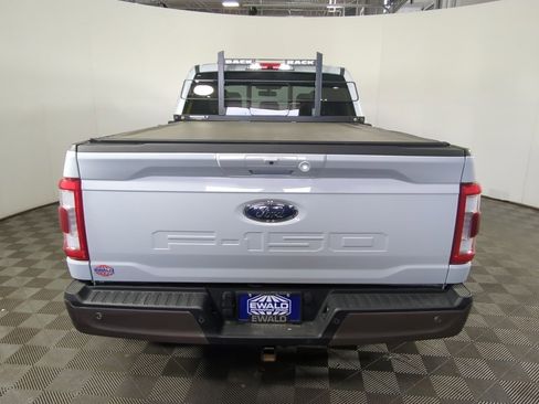Used 2022 Ford F150 Lariat image 5