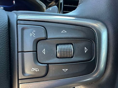 Used 2023 Chevrolet Silverado 1500 LT AWD/4WD image 15