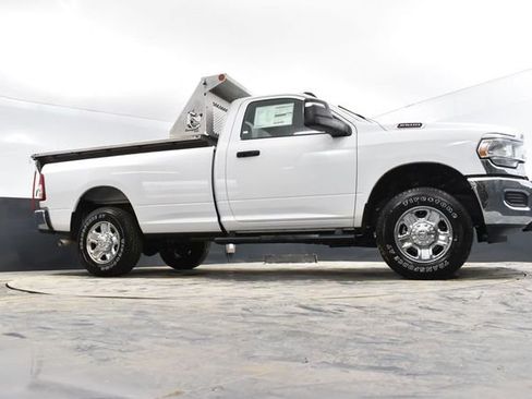 New 2024 RAM 2500 Tradesman w/ Chrome Appearance Group image 44