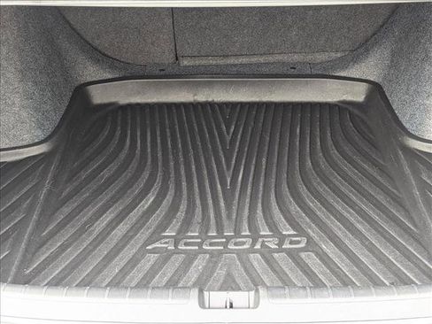 Used 2021 Honda Accord Sport Special Edition image 6