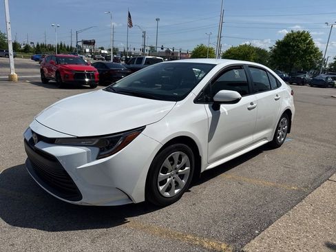 Used 2024 Toyota Corolla LE FWD image 4