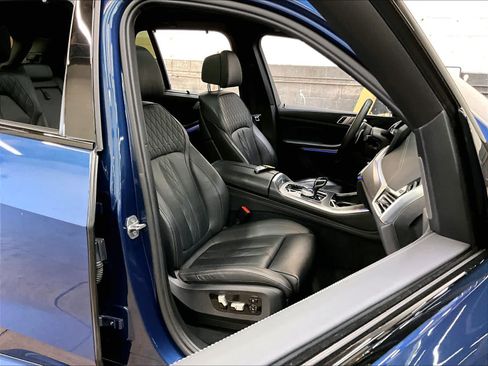 Used 2020 BMW X5 xDrive40i w/ M Sport Package AWD/4WD image 10