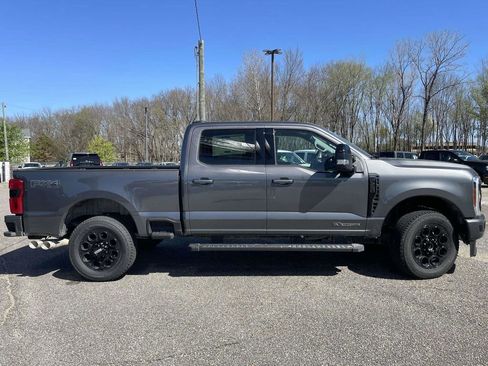 New 2026 Ford F250 Lariat w/ Black Appearance Package image 2