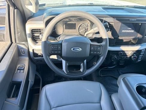 New 2026 Ford F550 4x4 Regular Cab Super Duty image 17