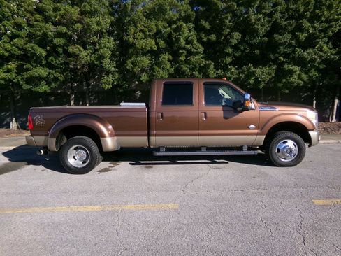 Used 2012 Ford F350 King Ranch w/ King Ranch w/Chrome Pkg image 5