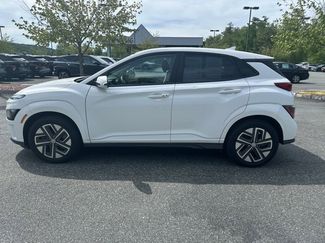 Certified 2023 Hyundai Kona SE FWD video 2