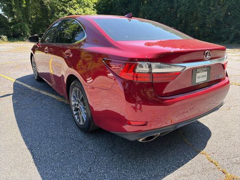 Used 2018 Lexus ES 350 w/ Premier Package FWD image 5