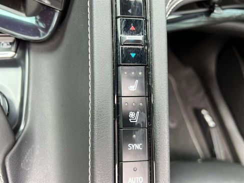 Used 2023 Chevrolet Corvette Stingray w/ Z51 Performance Package image 37