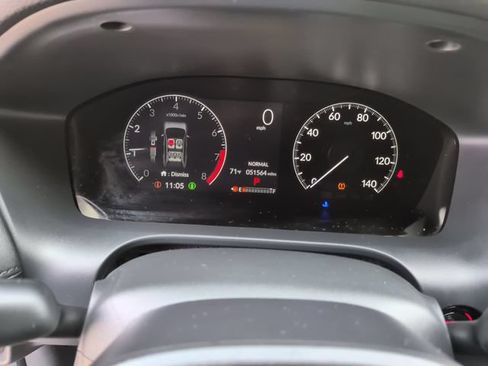 Used 2025 Honda HR-V LX image 16