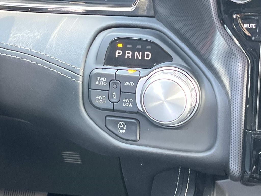 Used 2026 RAM 1500 Limited AWD/4WD image 25