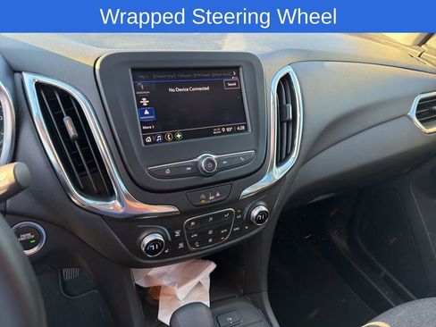 Used 2023 Chevrolet Equinox LT image 8