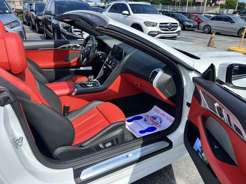 Used 2022 BMW 840i Convertible w/ Comfort Seating Package image 11