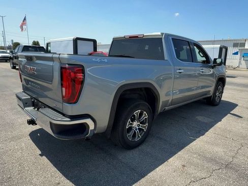 Certified 2025 GMC Sierra 1500 SLT AWD/4WD image 8