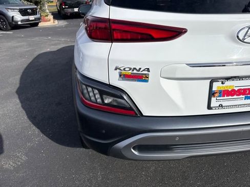 Used 2022 Hyundai Kona Limited AWD/4WD image 46
