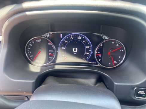 Used 2023 GMC Acadia SLT w/ Elevation Edition AWD/4WD image 4