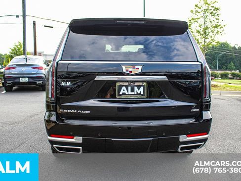 Used 2026 Cadillac Escalade 4WD image 11