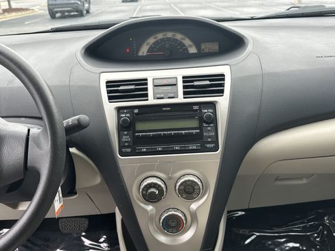 Used 2008 Toyota Yaris Sedan FWD image 25